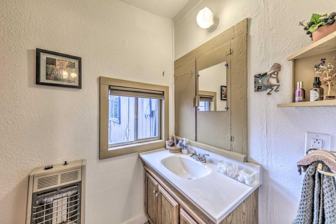 Cozy High Rolls Cottage Near Hiking Trails! Cloudcroft Bagian luar foto